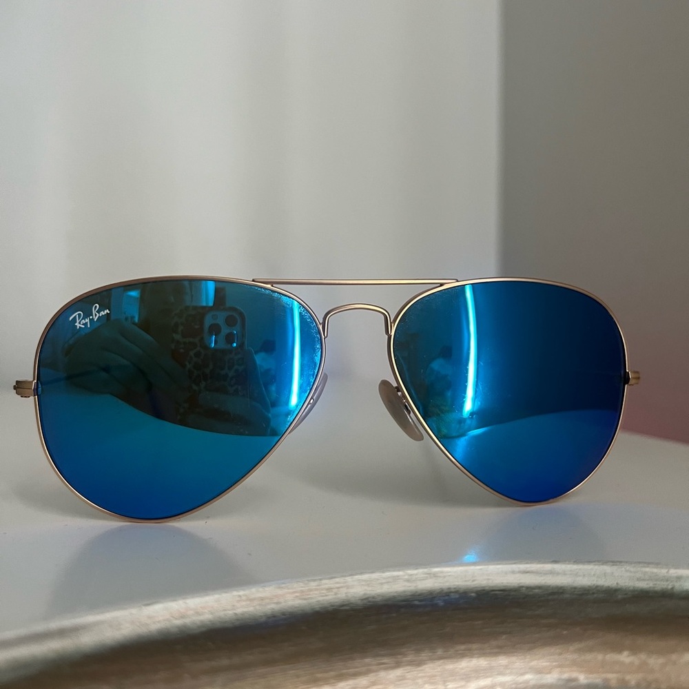 Blue Aviator Raybans